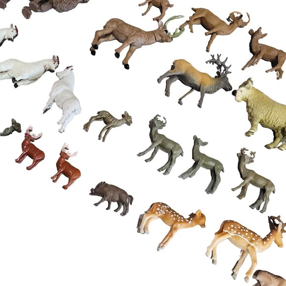 Play farm animals deer playhouse, farm, train sets collectible deer cake toppers - Picture 3 of 11